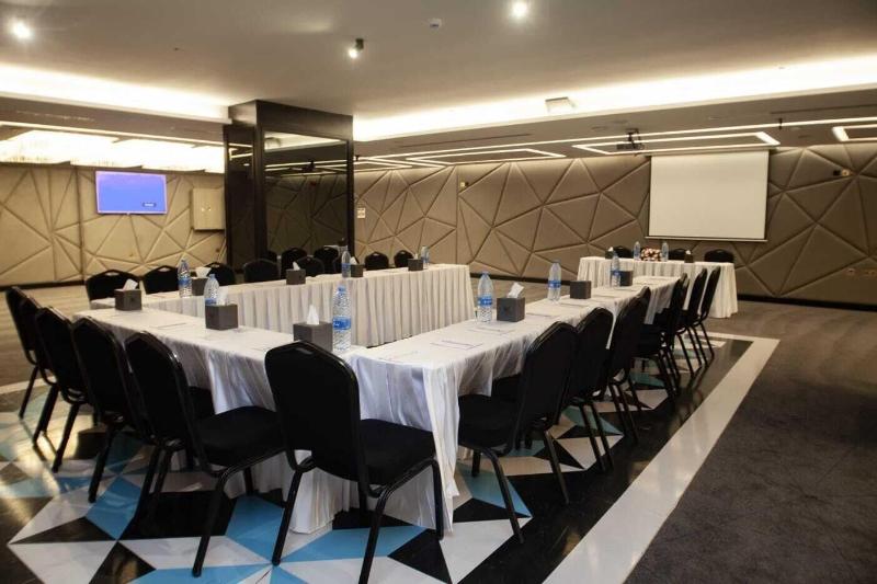 Monarch Hotel Amman image