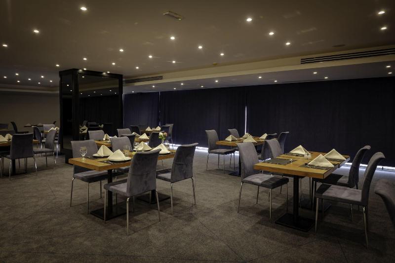 Monarch Hotel Amman image