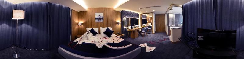Monarch Hotel Amman image
