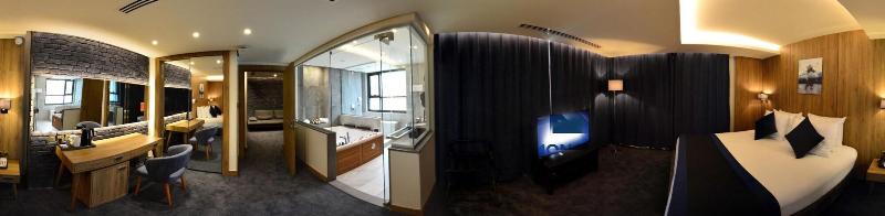 Monarch Hotel Amman image