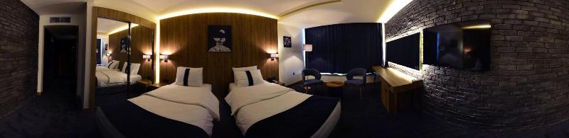 Monarch Hotel Amman image
