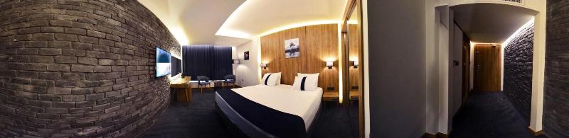 Monarch Hotel Amman image
