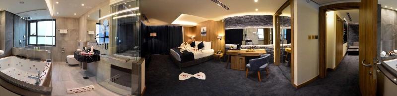 Monarch Hotel Amman image