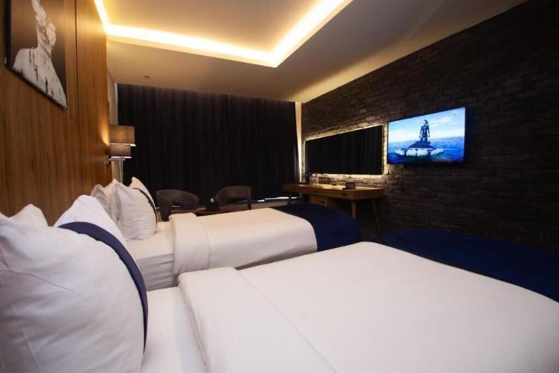 Monarch Hotel Amman image