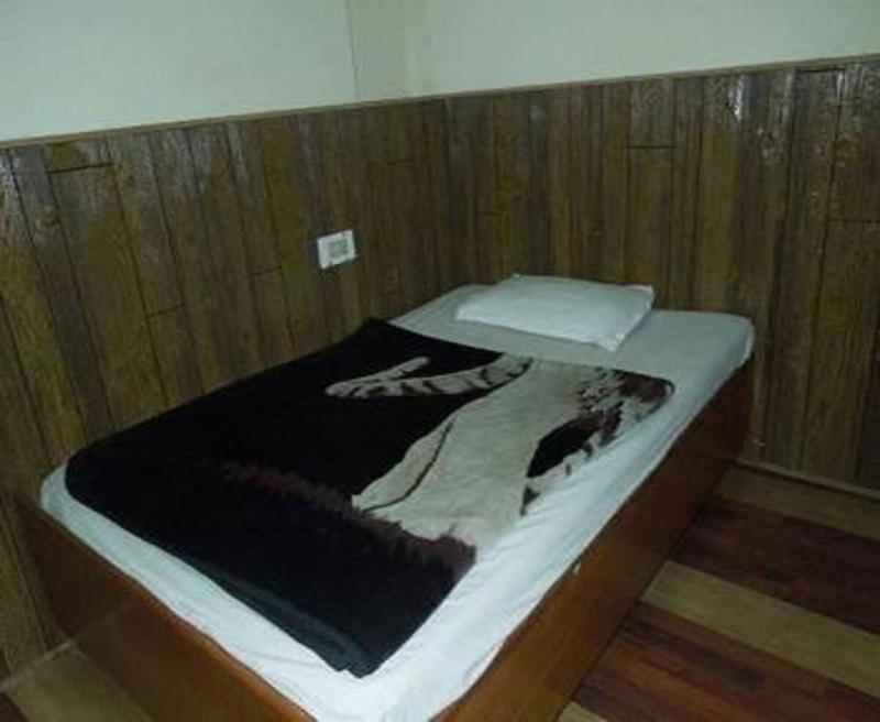 Hotel Tashila - Manali image