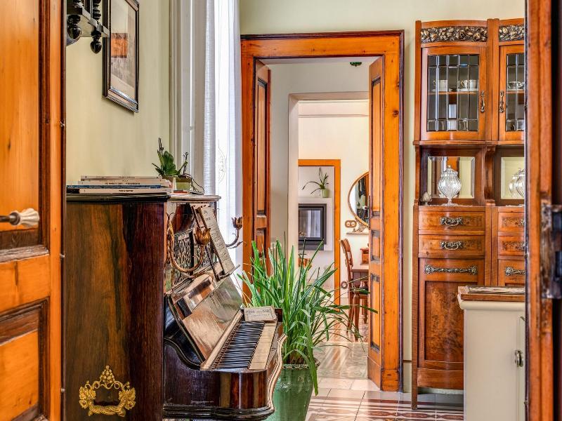 Stunis Charme B&B image