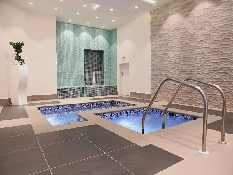 Marriott Executive Apartments Madinah image