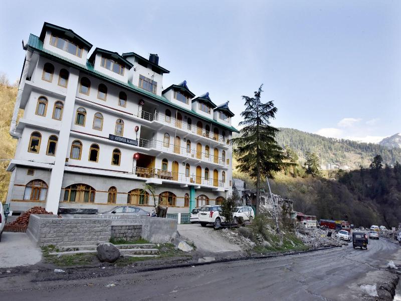 12271 Avenue Manali image