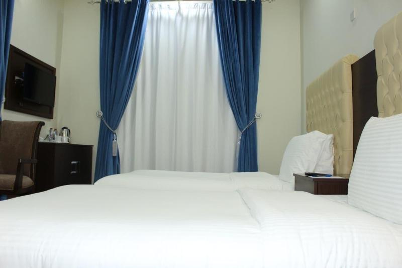Jabal Al Akhdar Grand Hotel image