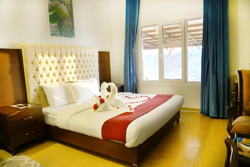 Jabal Al Akhdar Grand Hotel image