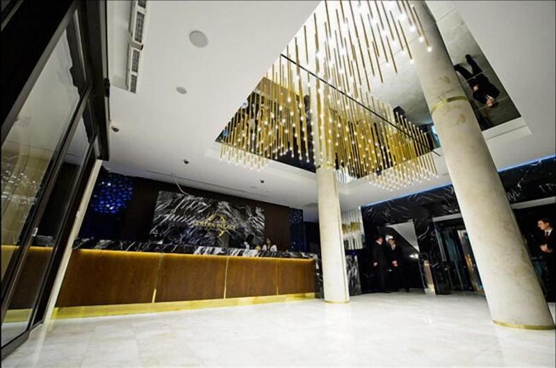 Golden Palace Batumi Hotel & Casino image