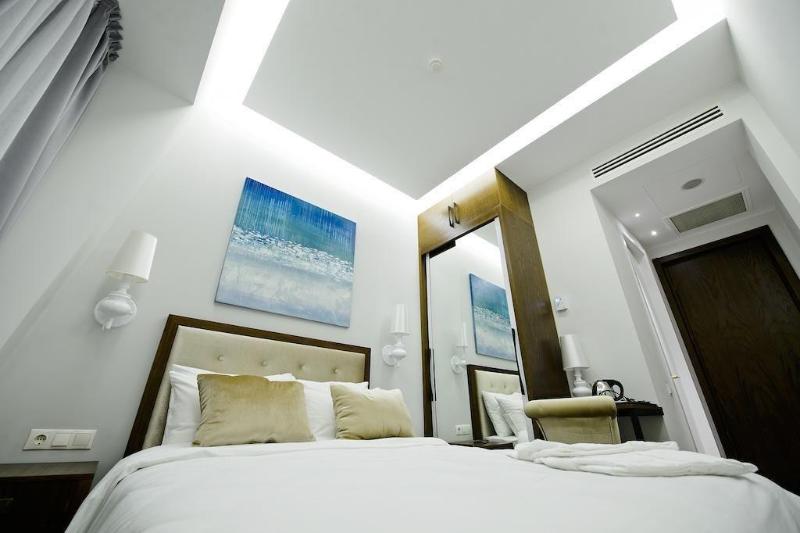 Golden Palace Batumi Hotel & Casino image