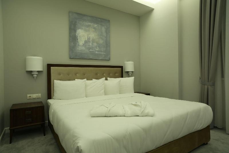Golden Palace Batumi Hotel & Casino image