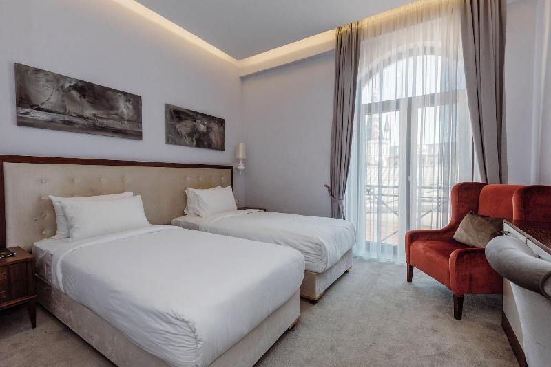 Golden Palace Batumi Hotel & Casino image