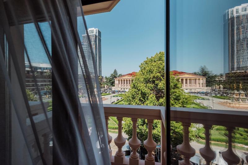 Golden Palace Batumi Hotel & Casino image