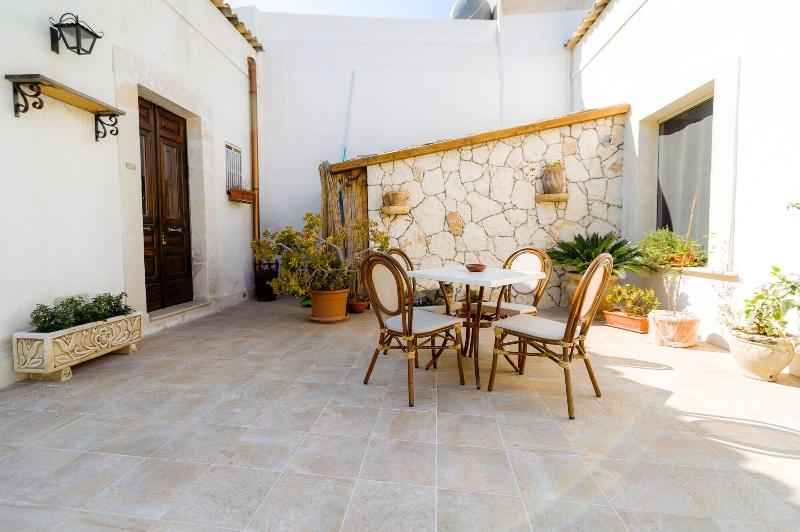 Morfeo Val Di Noto image