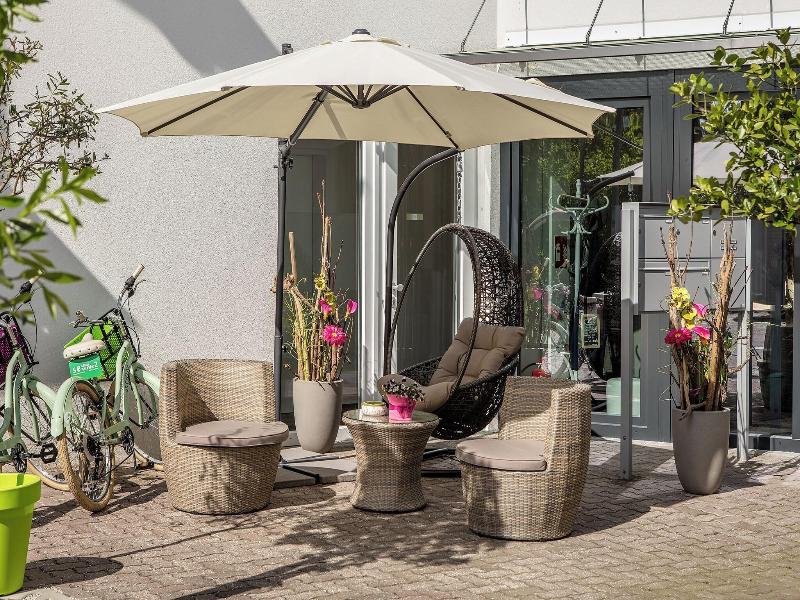 Villa Verde image