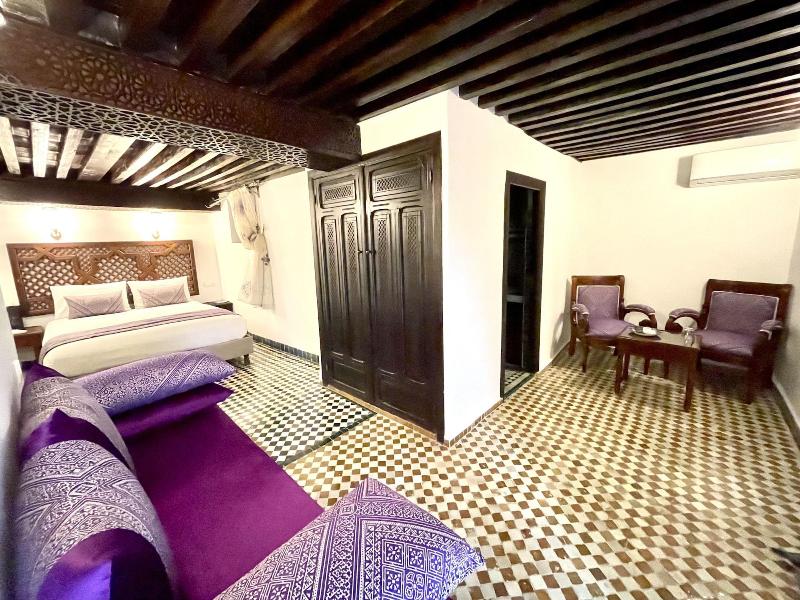 Le Grand Alcazar image