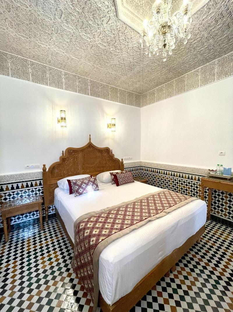 Le Grand Alcazar image