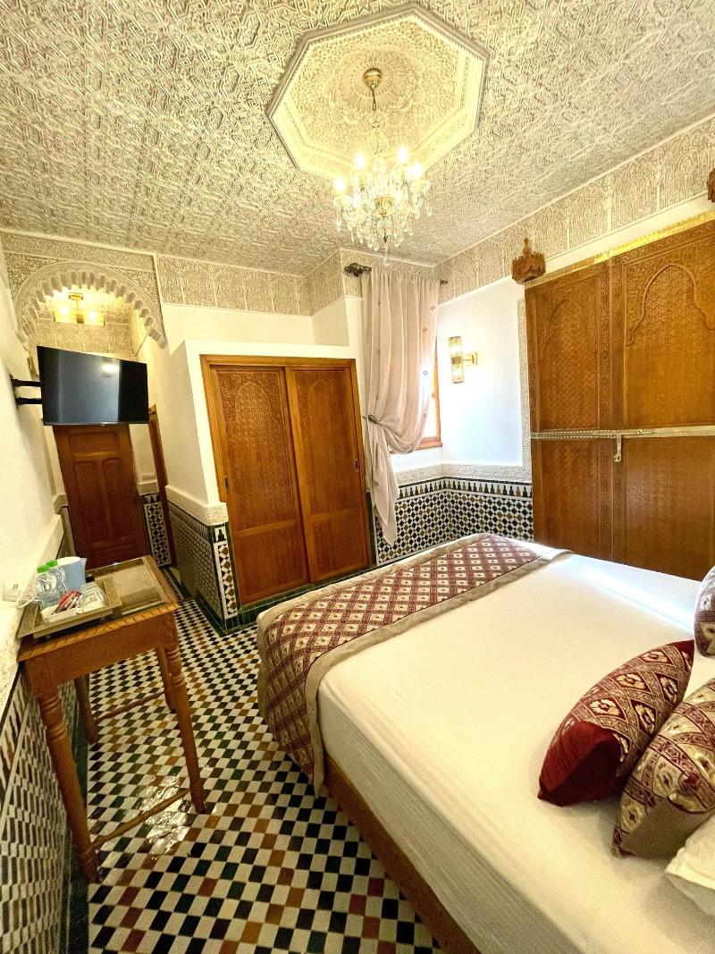Le Grand Alcazar image