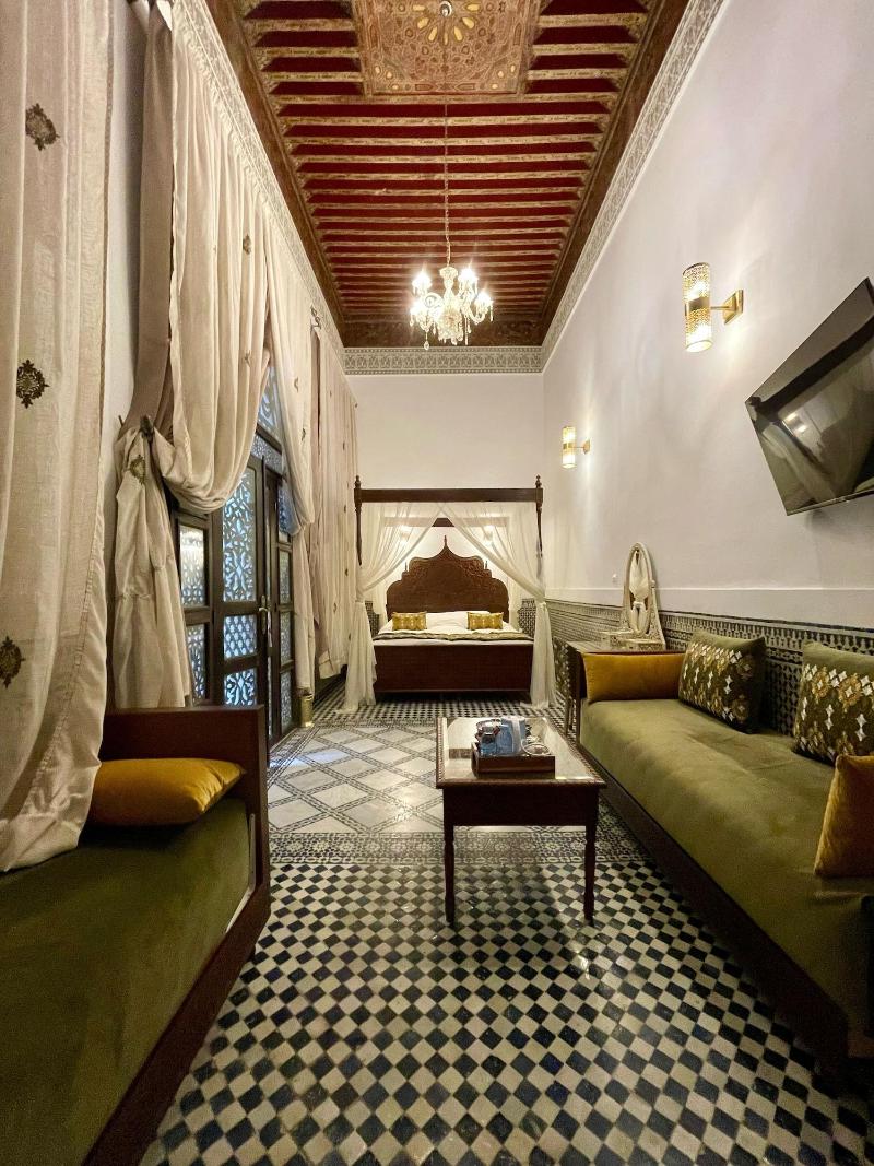 Le Grand Alcazar image