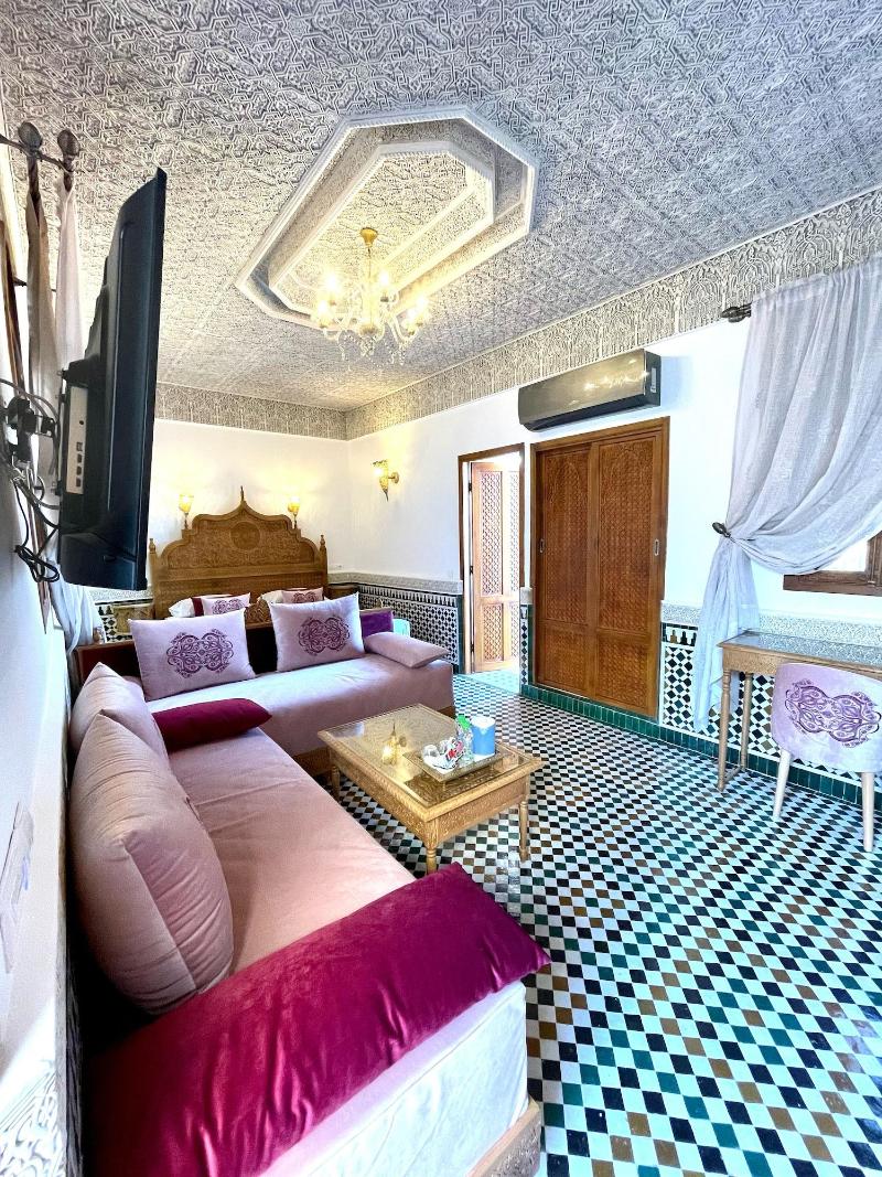 Le Grand Alcazar image