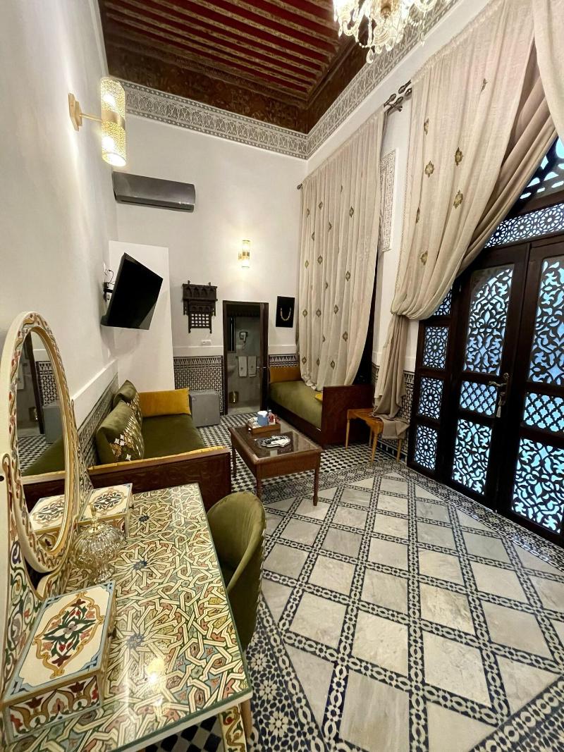 Le Grand Alcazar image