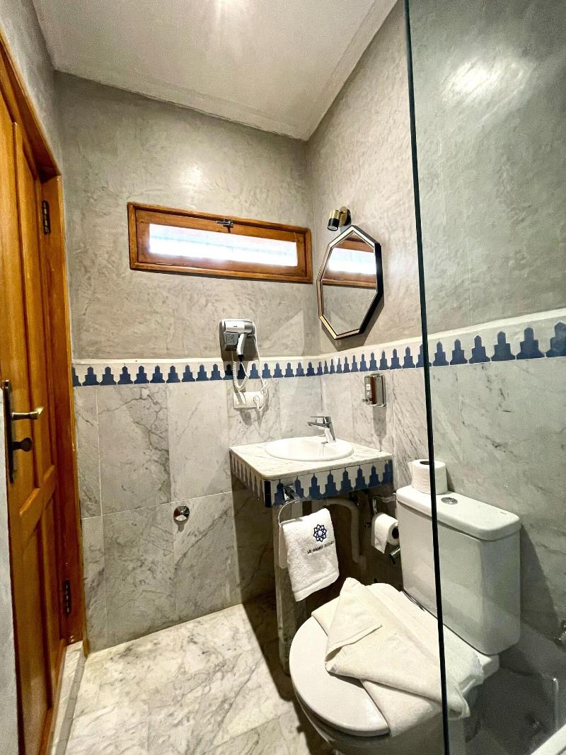 Le Grand Alcazar image