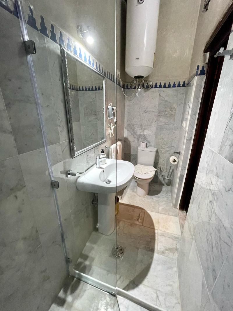 Le Grand Alcazar image
