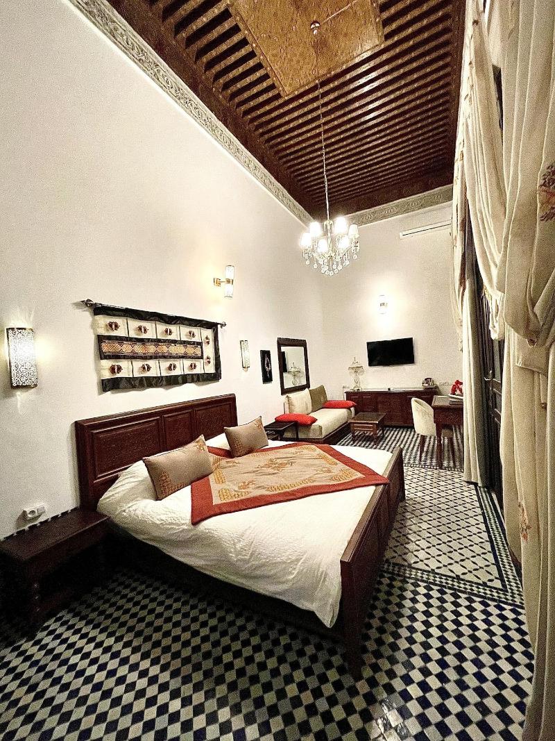 Le Grand Alcazar image