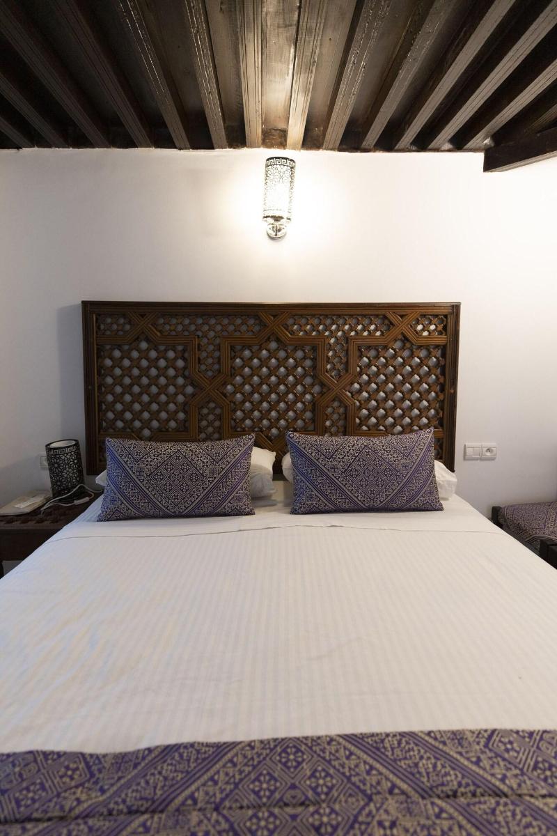 Le Grand Alcazar image