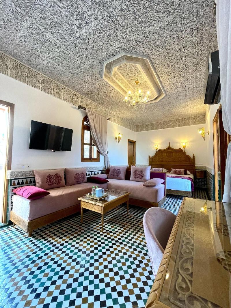 Le Grand Alcazar image
