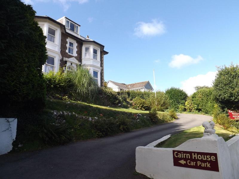 Cairn House image