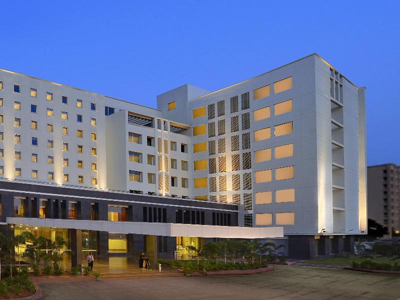 Red Fox Hotel, Bhiwadi image