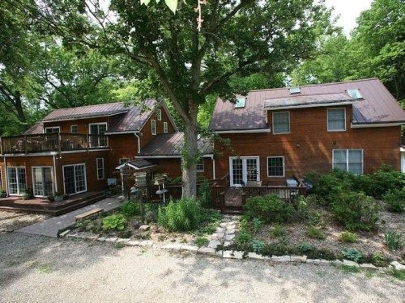 Goldberry Woods Bed & Breakfast-MicroFarm-Cottages image