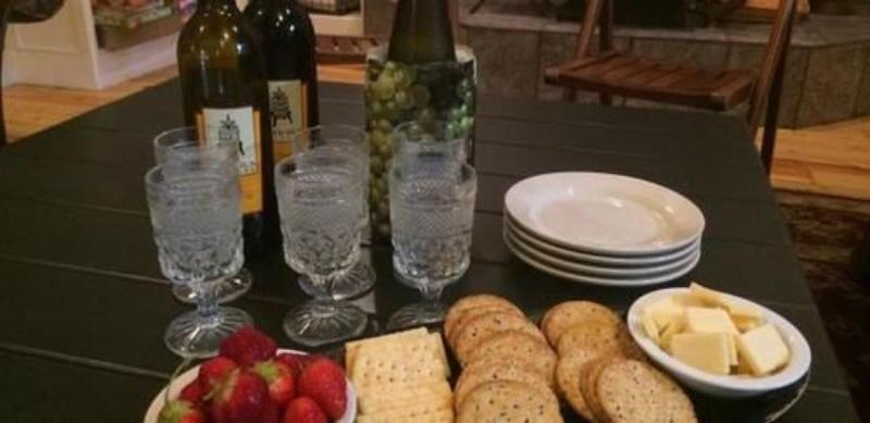 Goldberry Woods Bed & Breakfast-MicroFarm-Cottages image