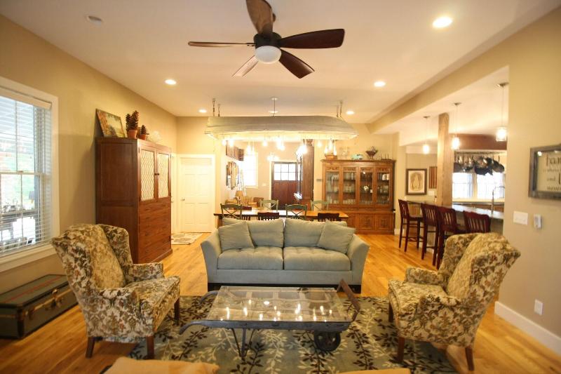 Goldberry Woods Bed & Breakfast-MicroFarm-Cottages image