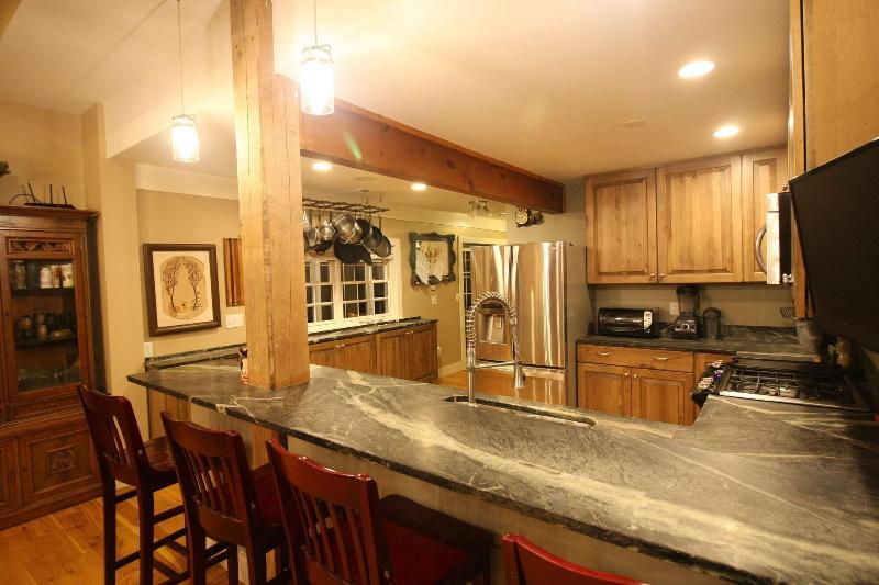 Goldberry Woods Bed & Breakfast-MicroFarm-Cottages image