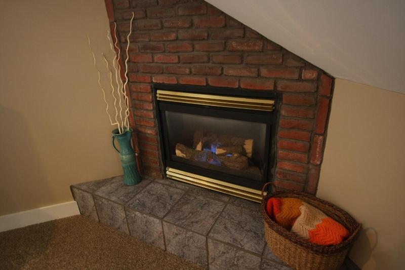 Goldberry Woods Bed & Breakfast-MicroFarm-Cottages image