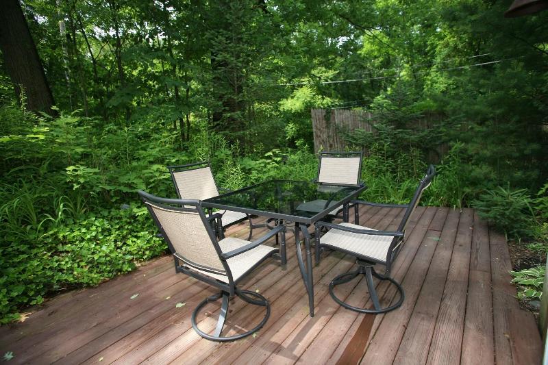 Goldberry Woods Bed & Breakfast-MicroFarm-Cottages image