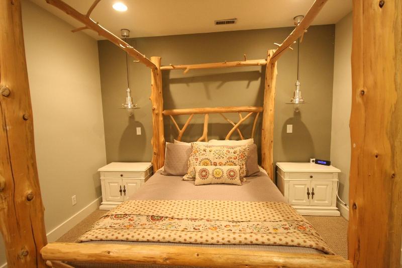 Goldberry Woods Bed & Breakfast-MicroFarm-Cottages image