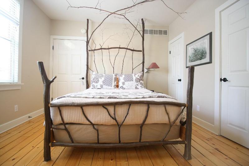 Goldberry Woods Bed & Breakfast-MicroFarm-Cottages image