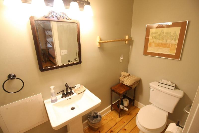 Goldberry Woods Bed & Breakfast-MicroFarm-Cottages image