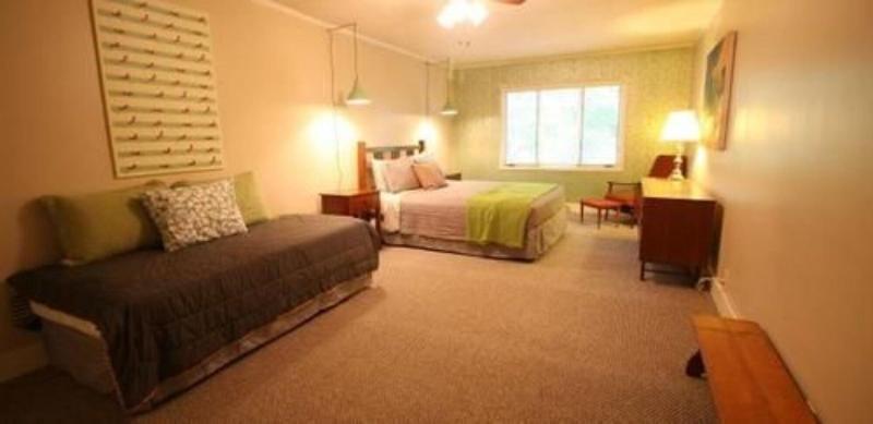 Goldberry Woods Bed & Breakfast-MicroFarm-Cottages image