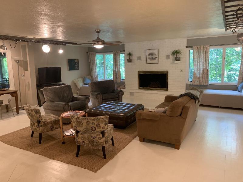 Goldberry Woods Bed & Breakfast-MicroFarm-Cottages image