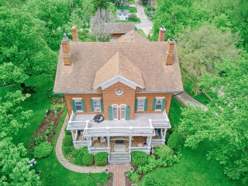 The Victorian Mansion image