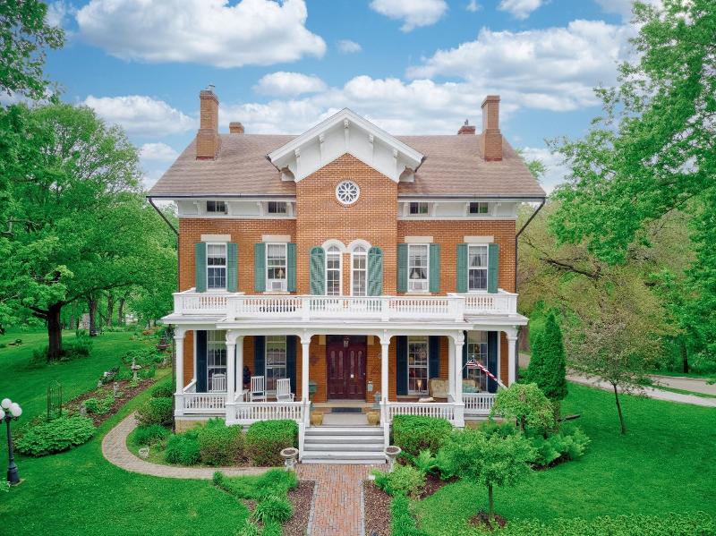 The Victorian Mansion image