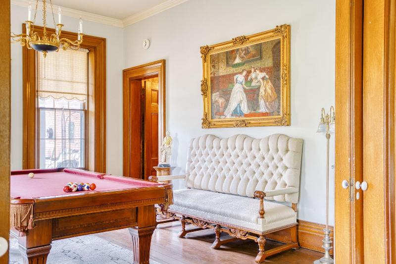 The Victorian Mansion image