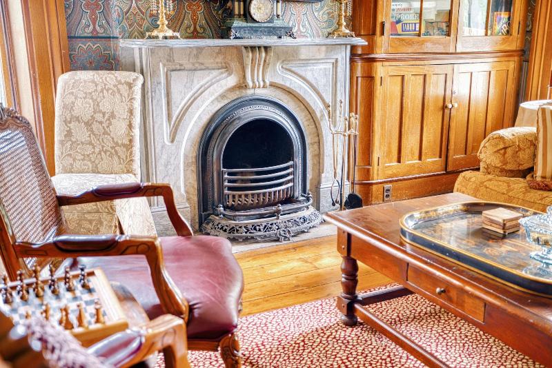 The Victorian Mansion image