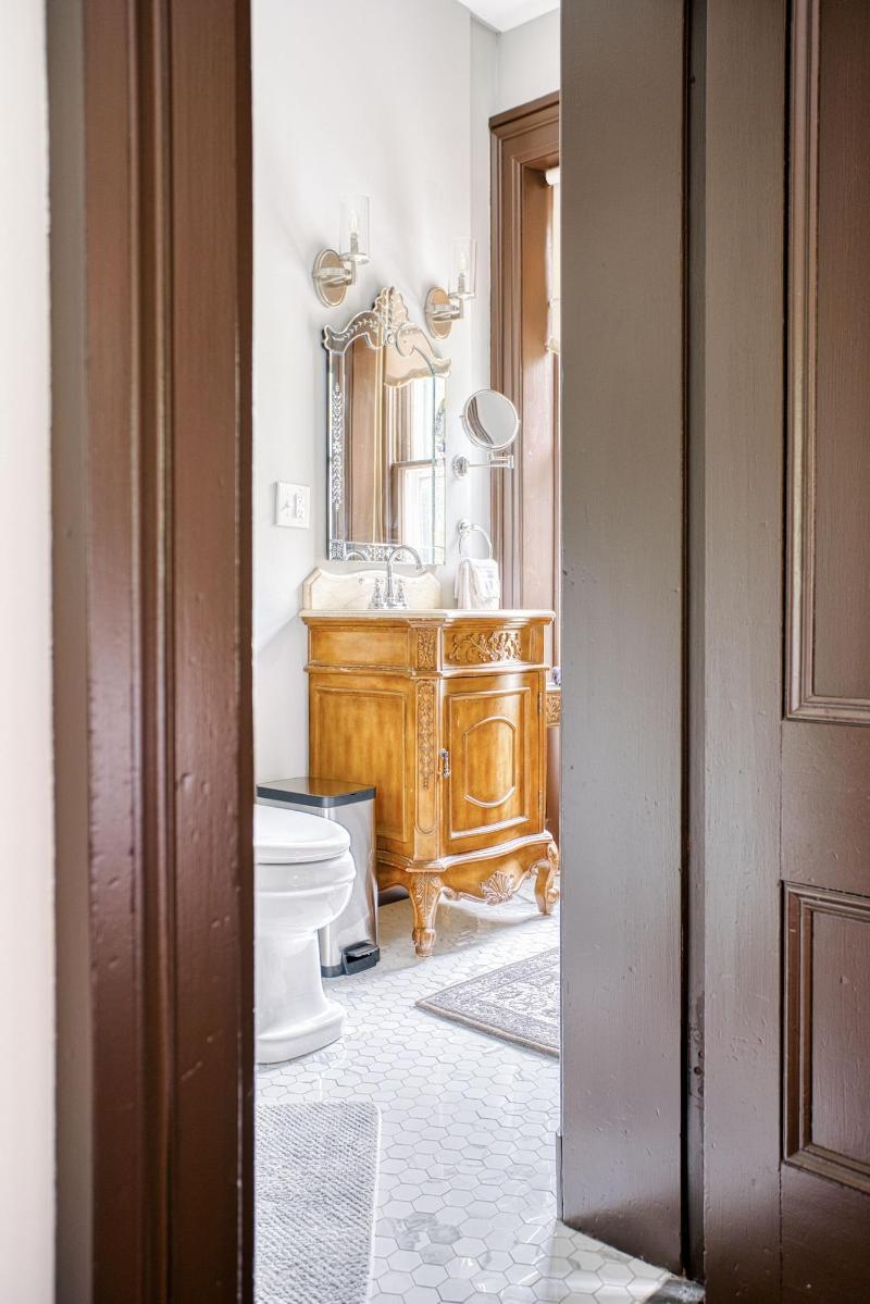 The Victorian Mansion image